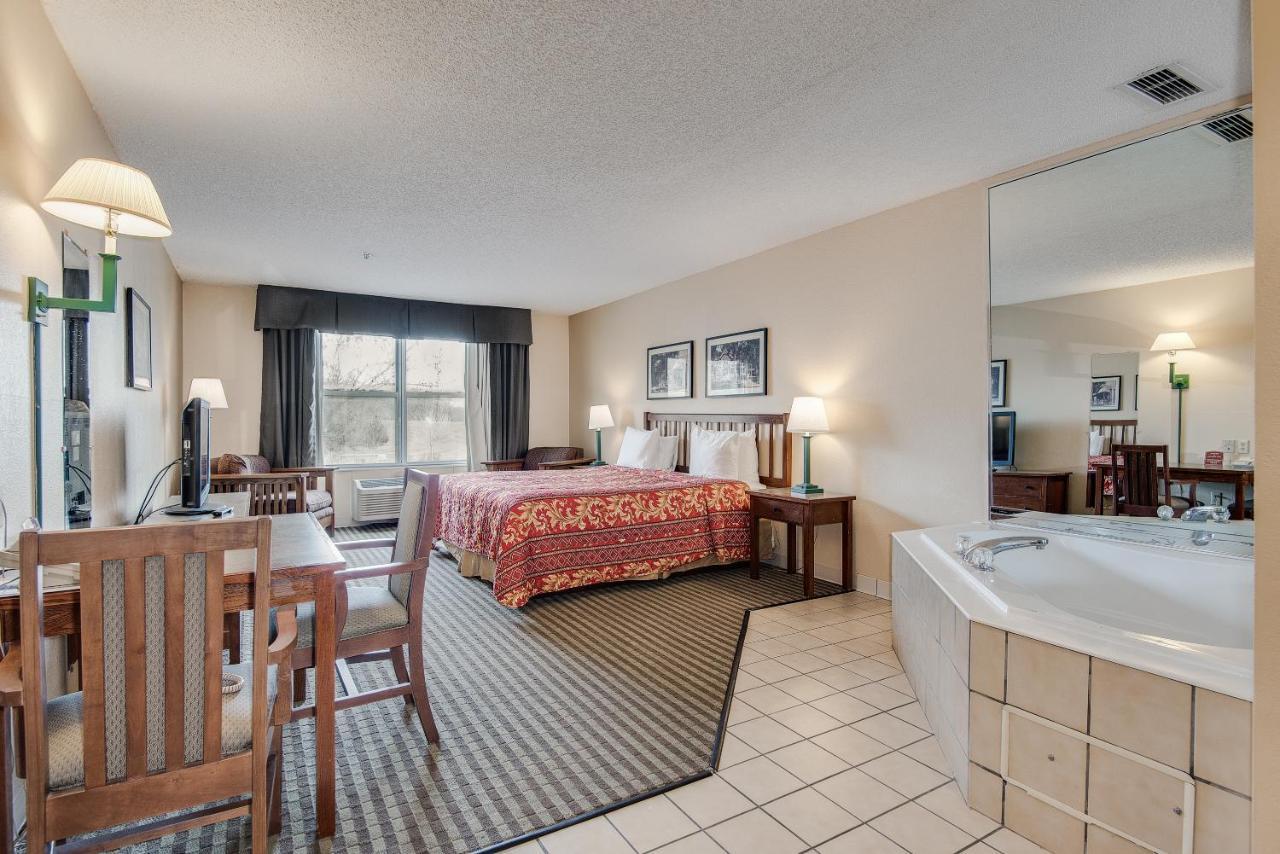 Townsquare Place Chaska Екстериор снимка